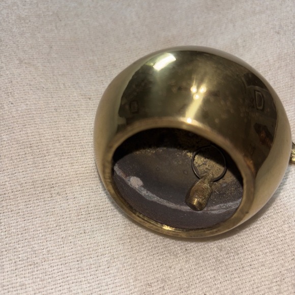 Vintage Small Brass Apple Bell w/ Stem and Leaf Teacher Vibes - Picture 4 of 6